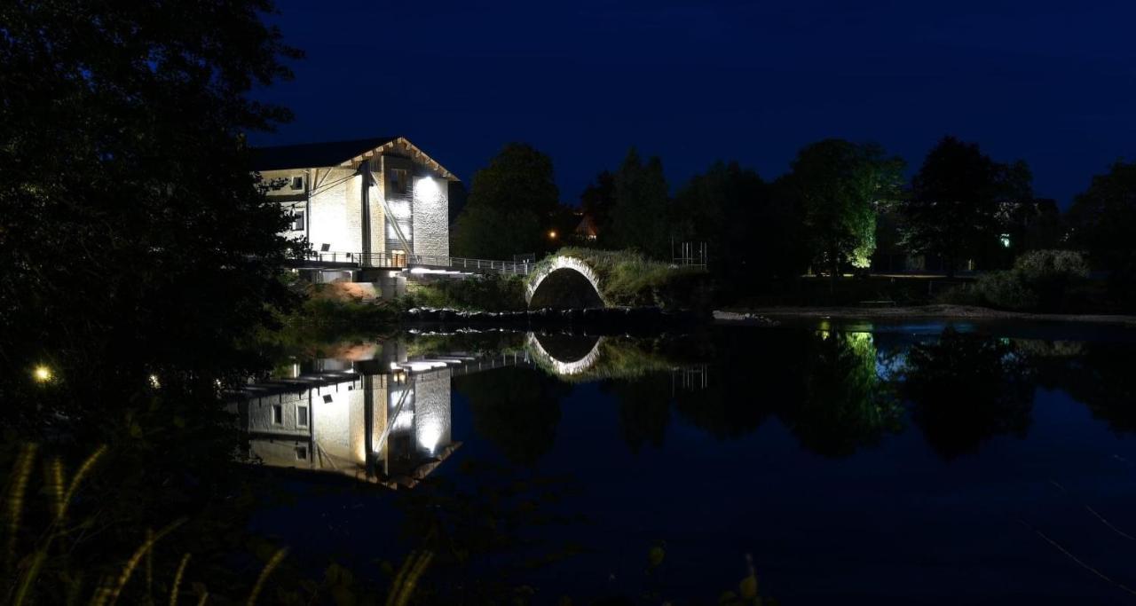 Au Moulin Des Ecorces Hotel Dole Exterior foto